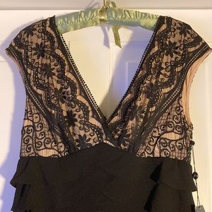 Adrianna Papell Black Crepe & Lace Gown